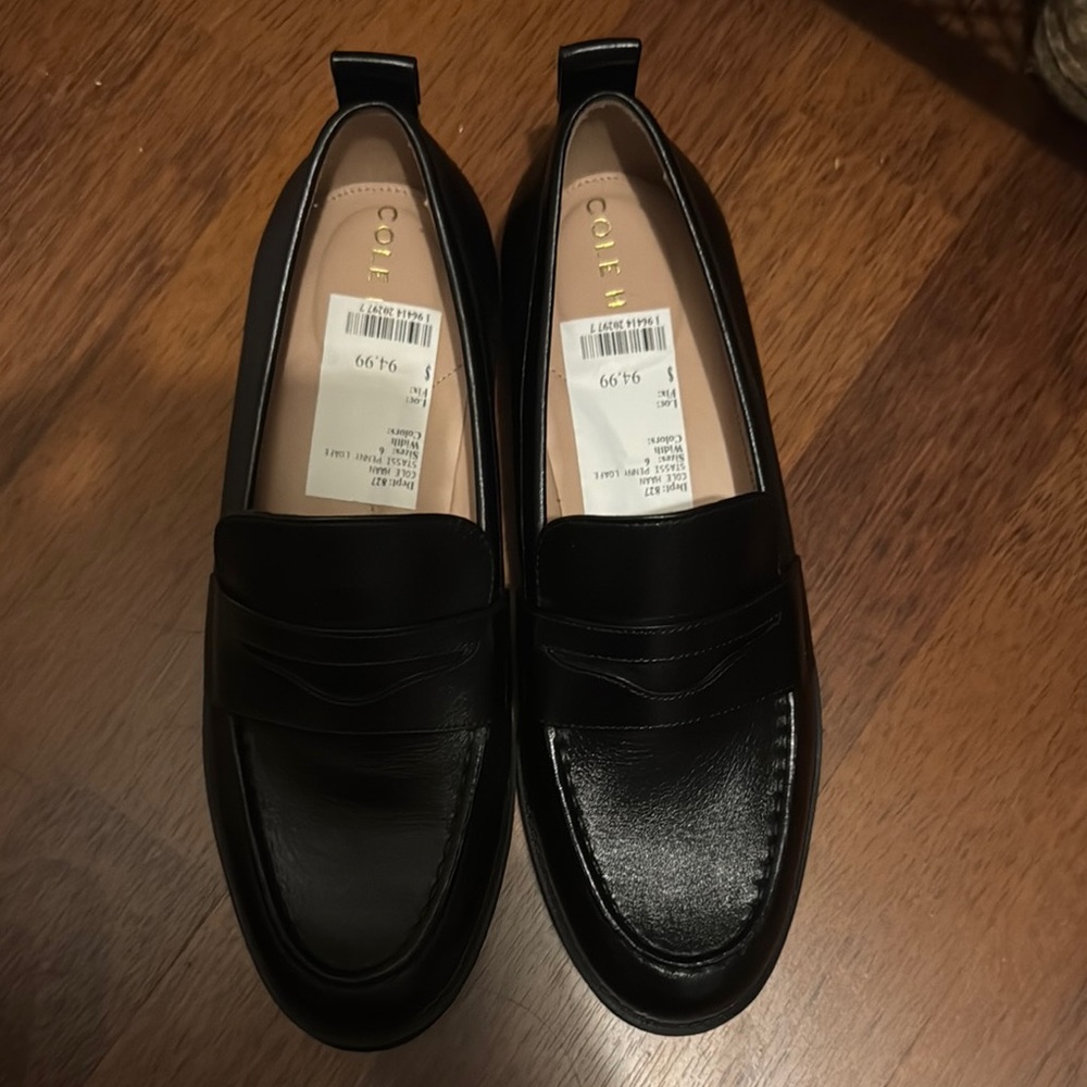 Women Cole Haan Black Stassi Loafer